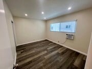 Photo - 15025 Burbank Blvd Apartments Unit 2