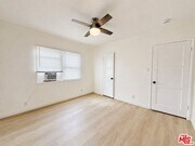 Photo - 10616 Wilkins Ave