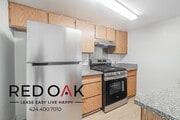 Photo - 13910 Sayre St Unit 1
