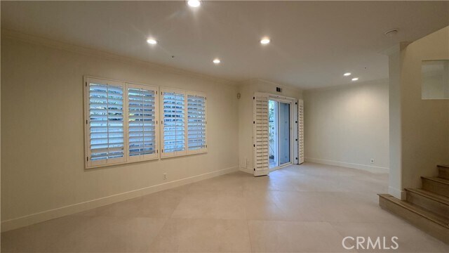 Photo - 449 Ridgeway