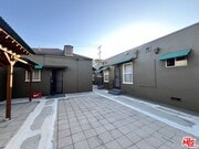 Photo - 1436 E 4th St