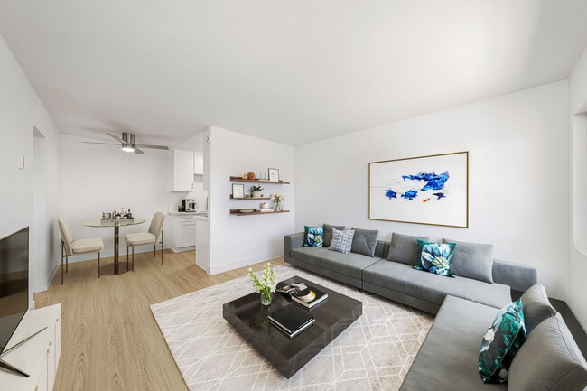 Photo - Granada Terrace Apartments