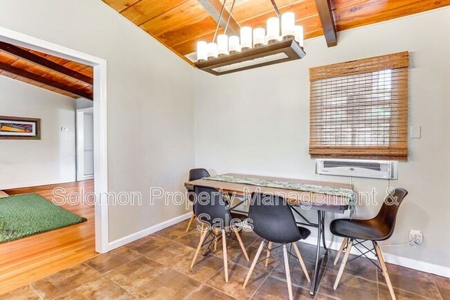 Photo - 901 Eucalyptus Ave