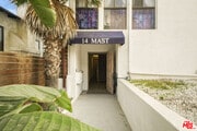Photo - 14 Mast St Apartment Unit 3
