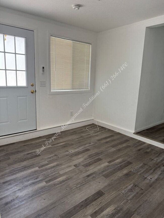 Photo - *** Please call us @ 661-266-1400 for info...