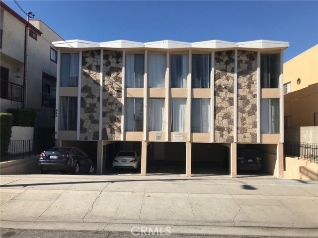 Photo - 943 N Louise St Apartment Unit 4