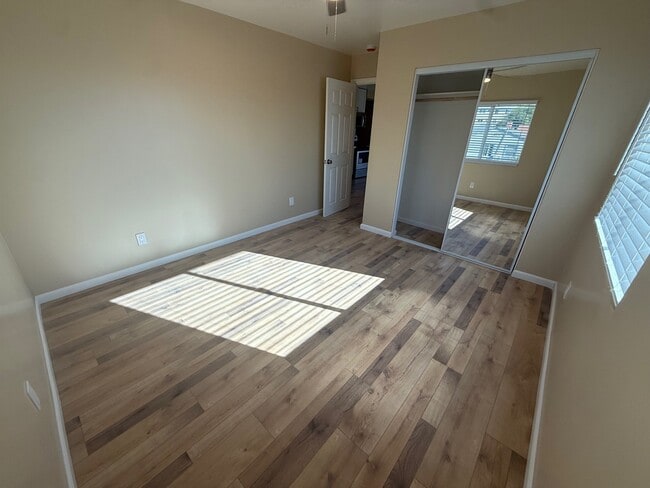 Photo - 4860 Palm Ave