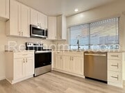Photo - 13877 Wayland Grove Ct House