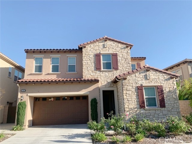 Building Photo - 16 Manzanillo