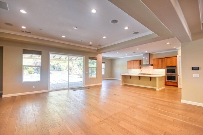 Photo - 5 Bedroom Resort-Style Estate with Pool, S...