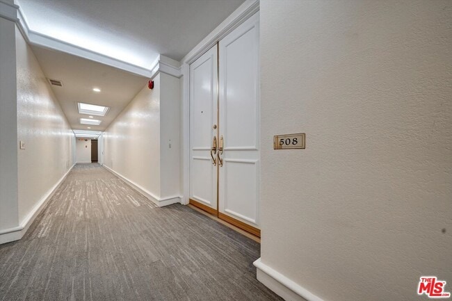 Photo - 1131 Alta Loma Rd Unit 508