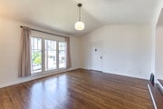Photo - 650 Maltman Ave