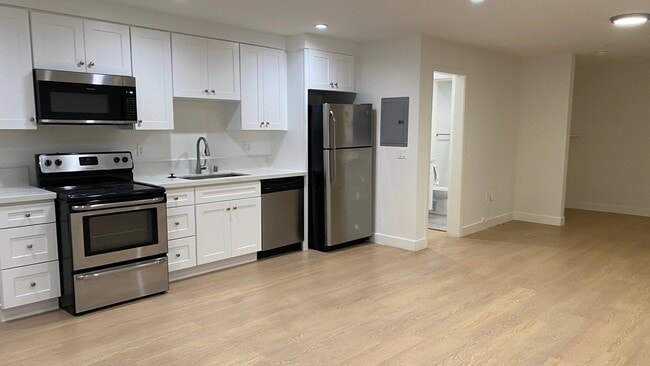 Photo - 559 Normandie Ave Unit 101