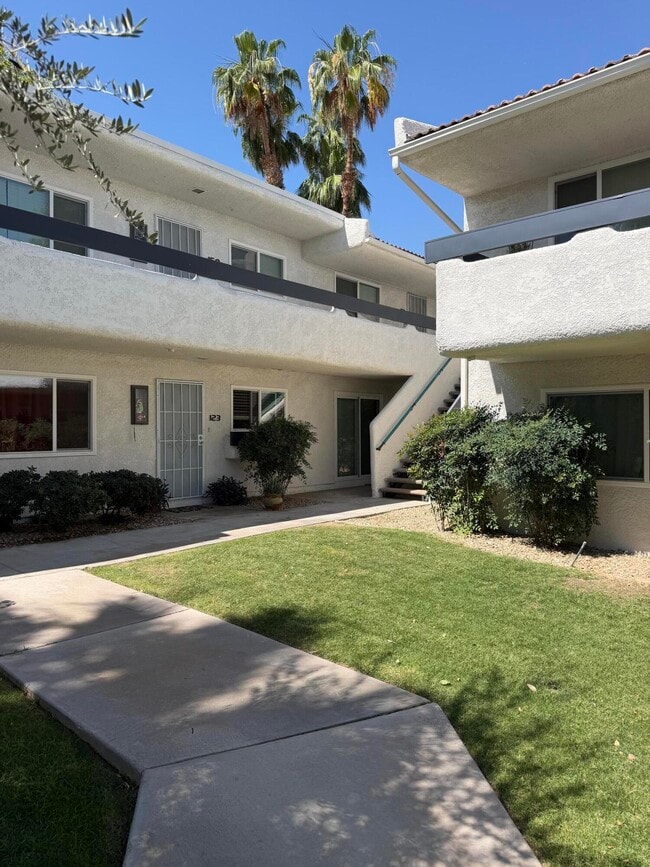 Building Photo - 1950 S Palm Canyon Dr Unit 151