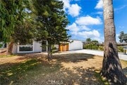 Photo - 610 W Glen Lyn Dr House
