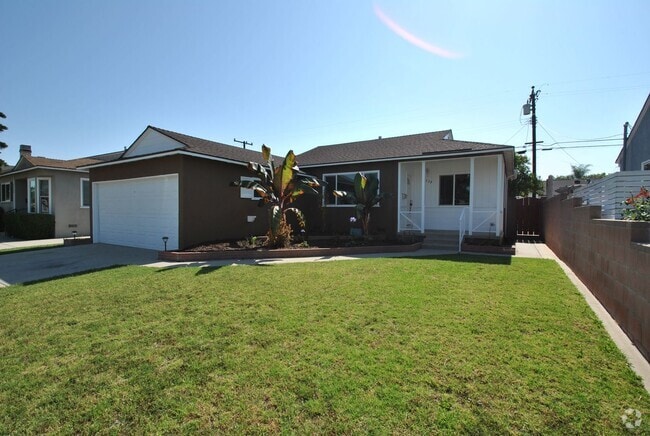 Building Photo - Charming Plaza Home for Lease