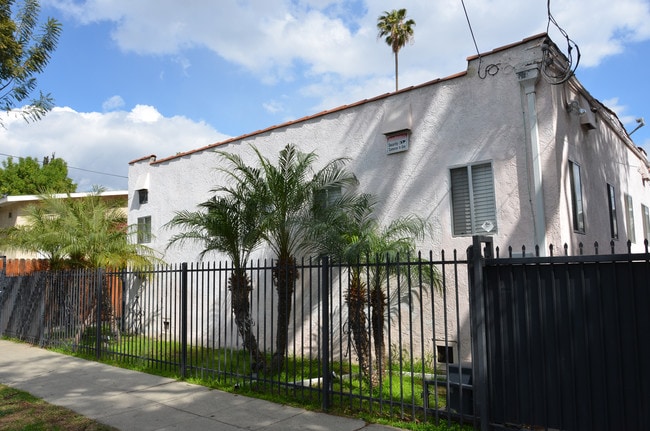 Street View - 1128 N Mariposa Ave