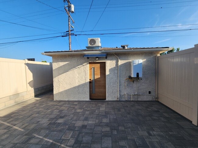 Photo - 14810 Covello St House