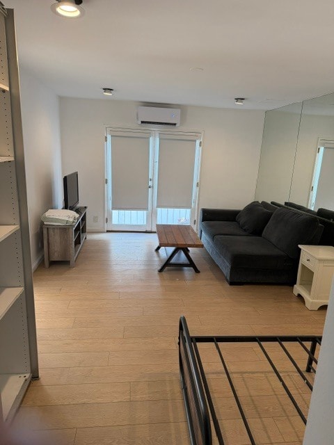 Larger bedroom - capacity for 2 - 11 20th Ave Unit A