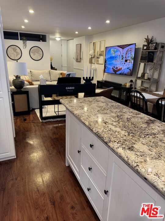 Photo - 10751 Wilshire Blvd Unit 505