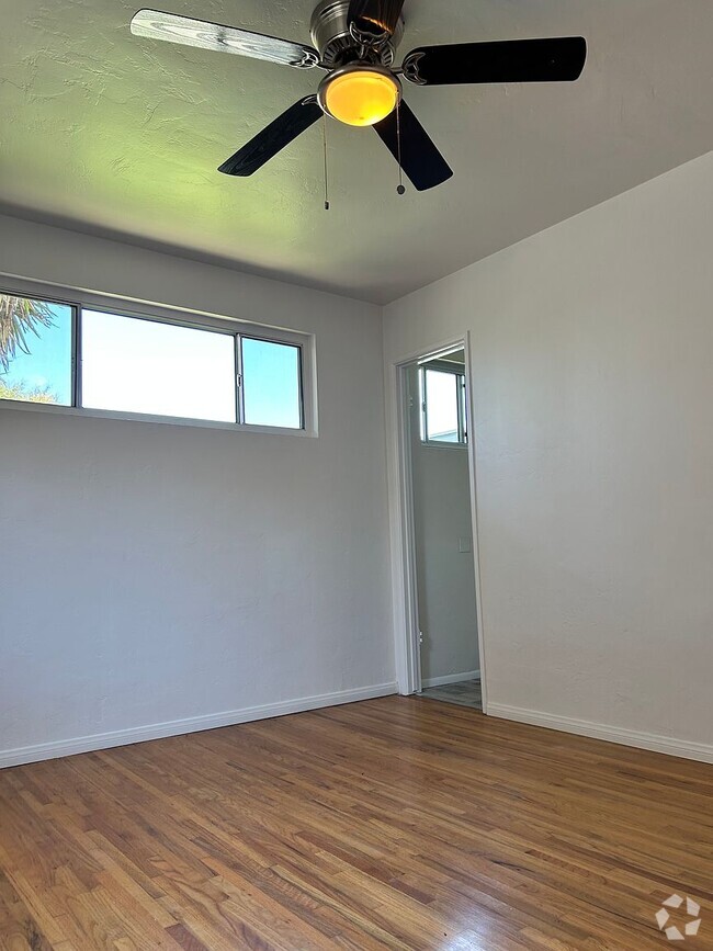 Building Photo - 6852 Rockland St Rental