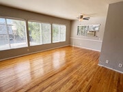 living & dinning - 556 Kings N Rd Apartments Unit 1
