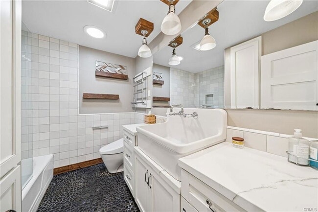 Building Photo - 31872 Paseo Alto Plano