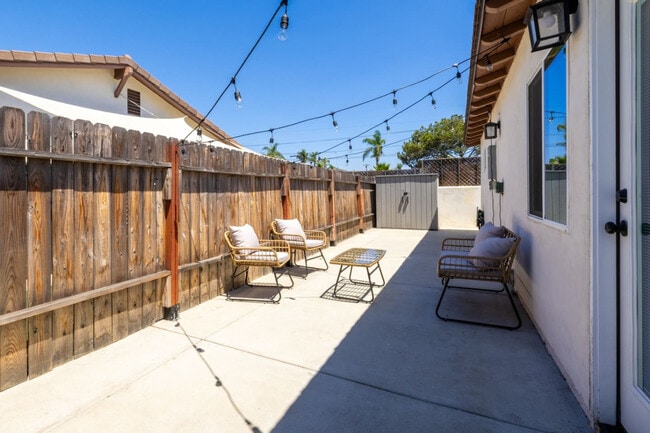 Photo - 4349 Oxford St Unit SI ID1496400P