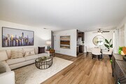 1BR, 1BA - 700SF - Living Room - Creekside Meadows