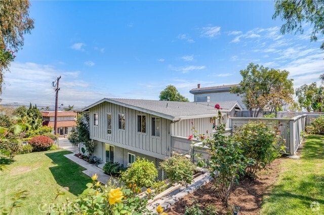 Building Photo - 33932 Granada Dr Rental