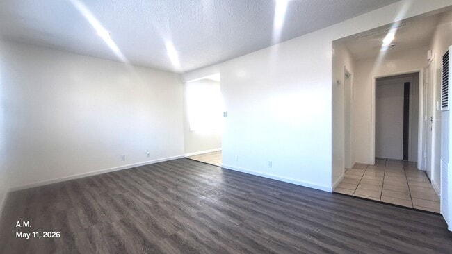 Photo - 912 N Market St Unit 2
