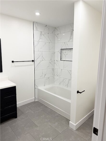 Photo - 17000 Burbank Blvd Unit 305