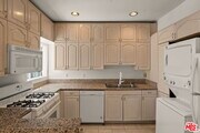 Photo - 923 Euclid St Unit 302