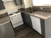 Photo - 810 Fedora St