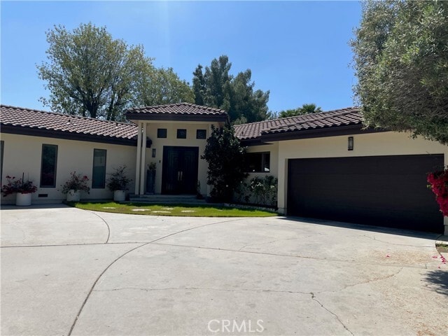 Photo - 16772 Knollwood Dr House