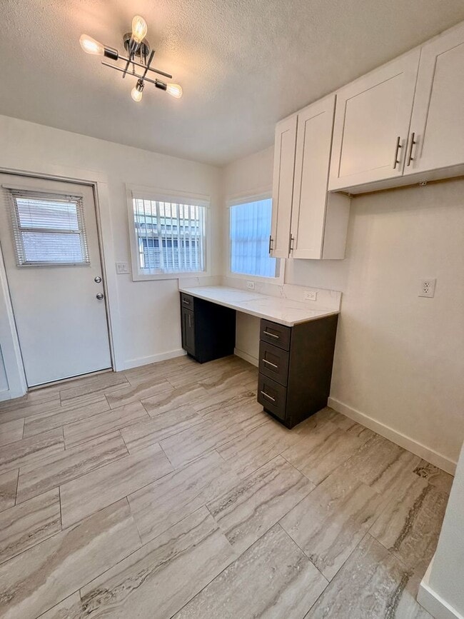 Photo - Remodeled 1 Bedroom Unit in Orange Unit 1471