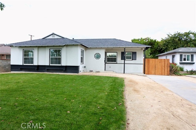 Building Photo - 728 W E St