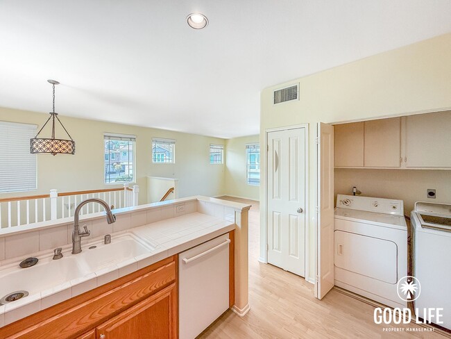 Photo - SD: Comfortable 2BD/2BA Townhome in Carmel Mountain Ranch with Community Pool, Attached Garage & ...