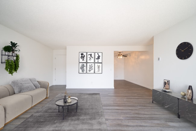 Photo - 800 E Bobier Dr Apartment Unit C007