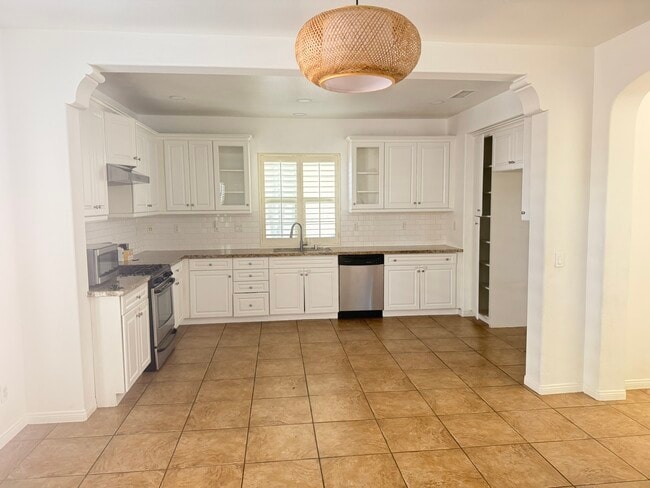 Photo - 8338 Edgewood St