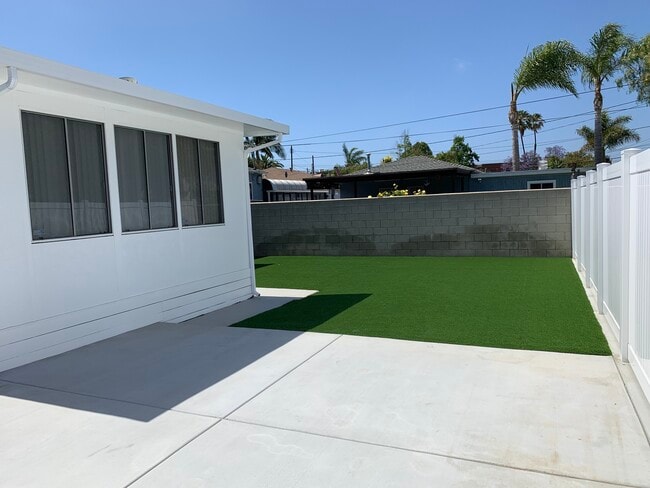 Backyard - 3932 Walgrove Ave