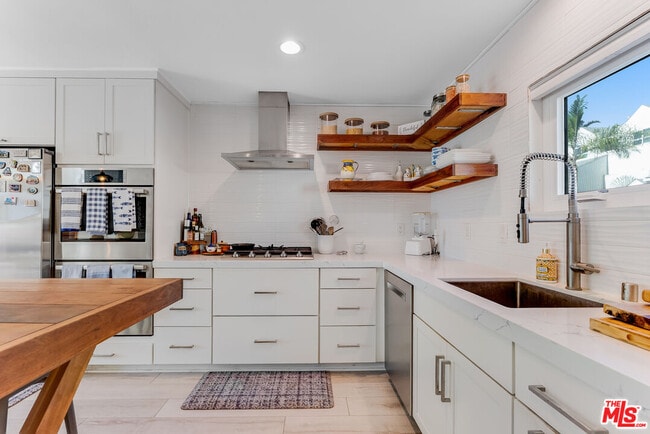 Photo - 28711 Pacific Coast Hwy Unit 22