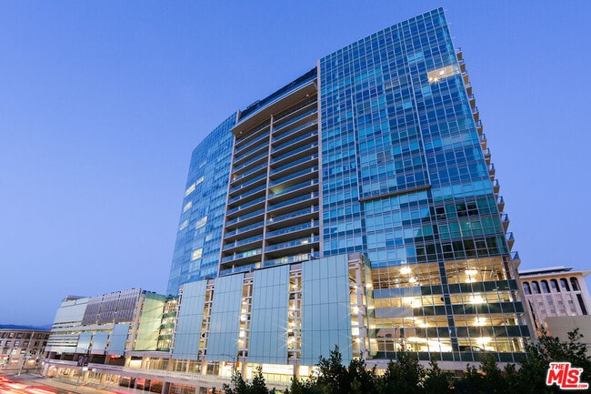 Photo - 3785 Wilshire Blvd Unit 1708