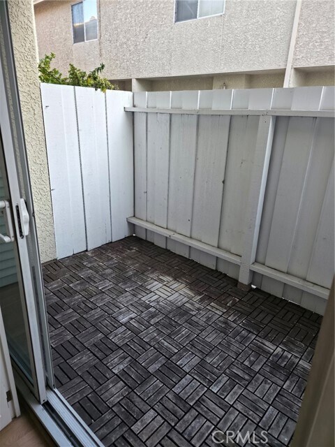 Photo - 4558 Willis Ave