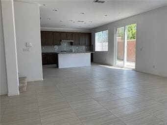 Photo - 16147 Almond Ave