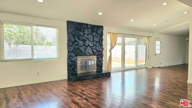 Photo - 20811 Tiara St