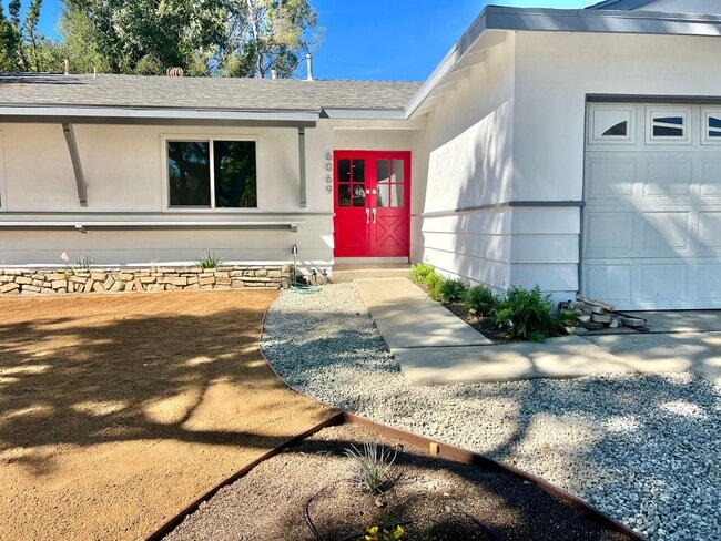 Building Photo - Remodeled 3-bedroom, 2 bath home in Agoura Hills