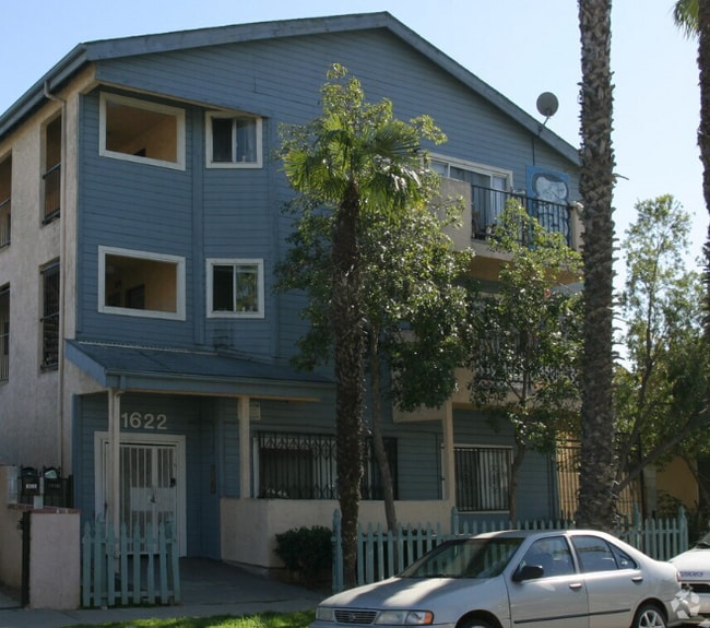 Building Photo - 1622 Junipero Ave Rental