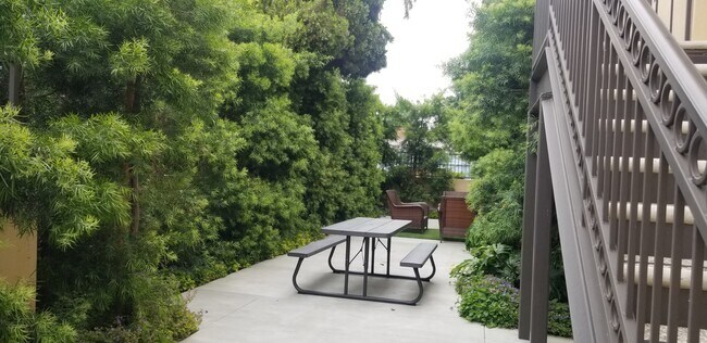 Photo - 13439 Burbank Blvd Unit 219