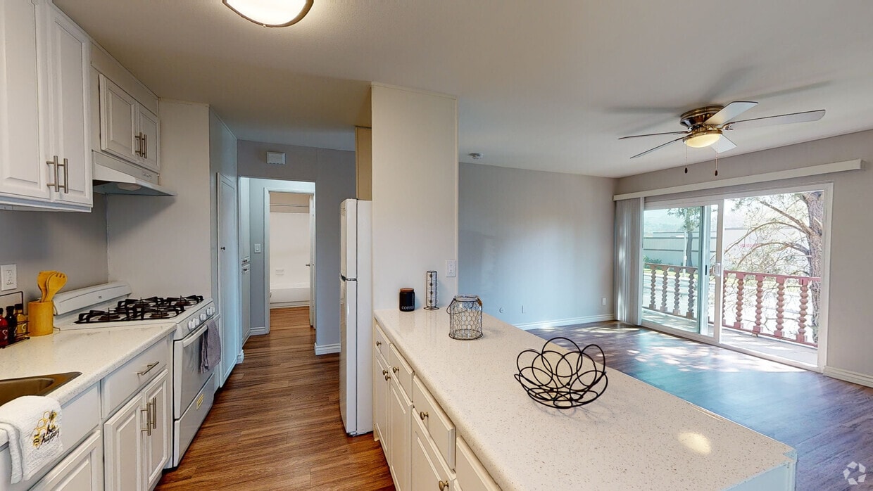 3D Tour - La Privada Valle Poway